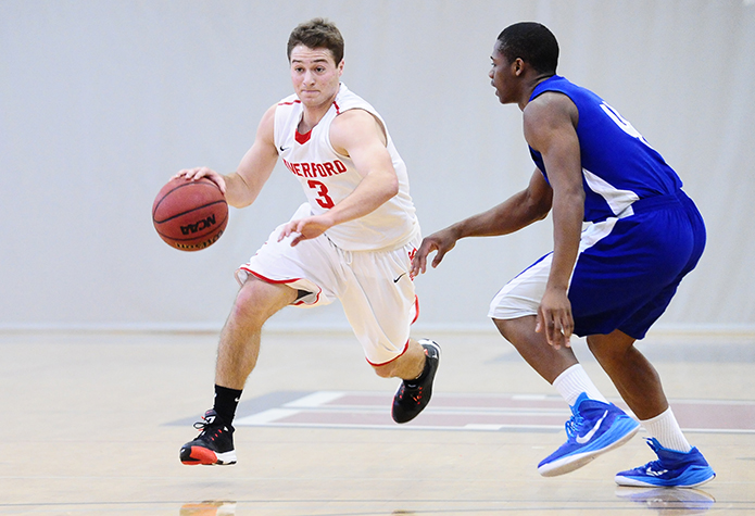 Men's Basketball Edged by RPI, 66-62