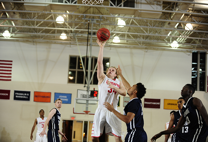 Men's Basketball Edged Out by Widener, 73-67
