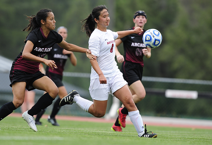 Women's Soccer Edged by Dickinson, 2-1