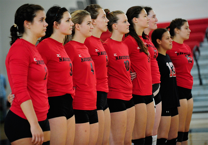 Volleyball reaches 20-win mark with sweep of Bryn Mawr