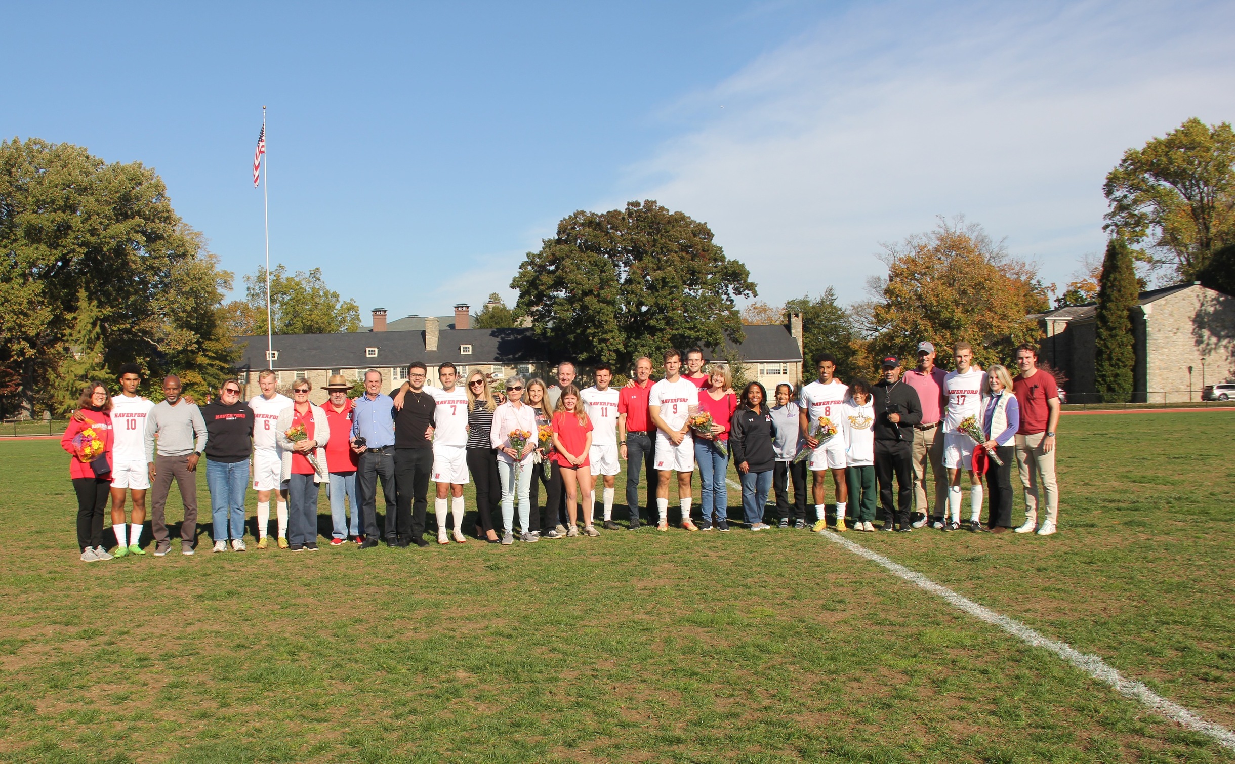 Men's Soccer Celebrates Seven Seniors Ahead of Gettysburg Match