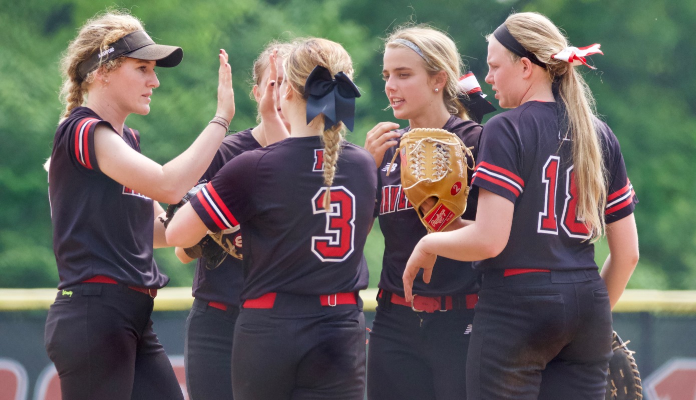 Softball Falls to Dickinson in CC Championship Game