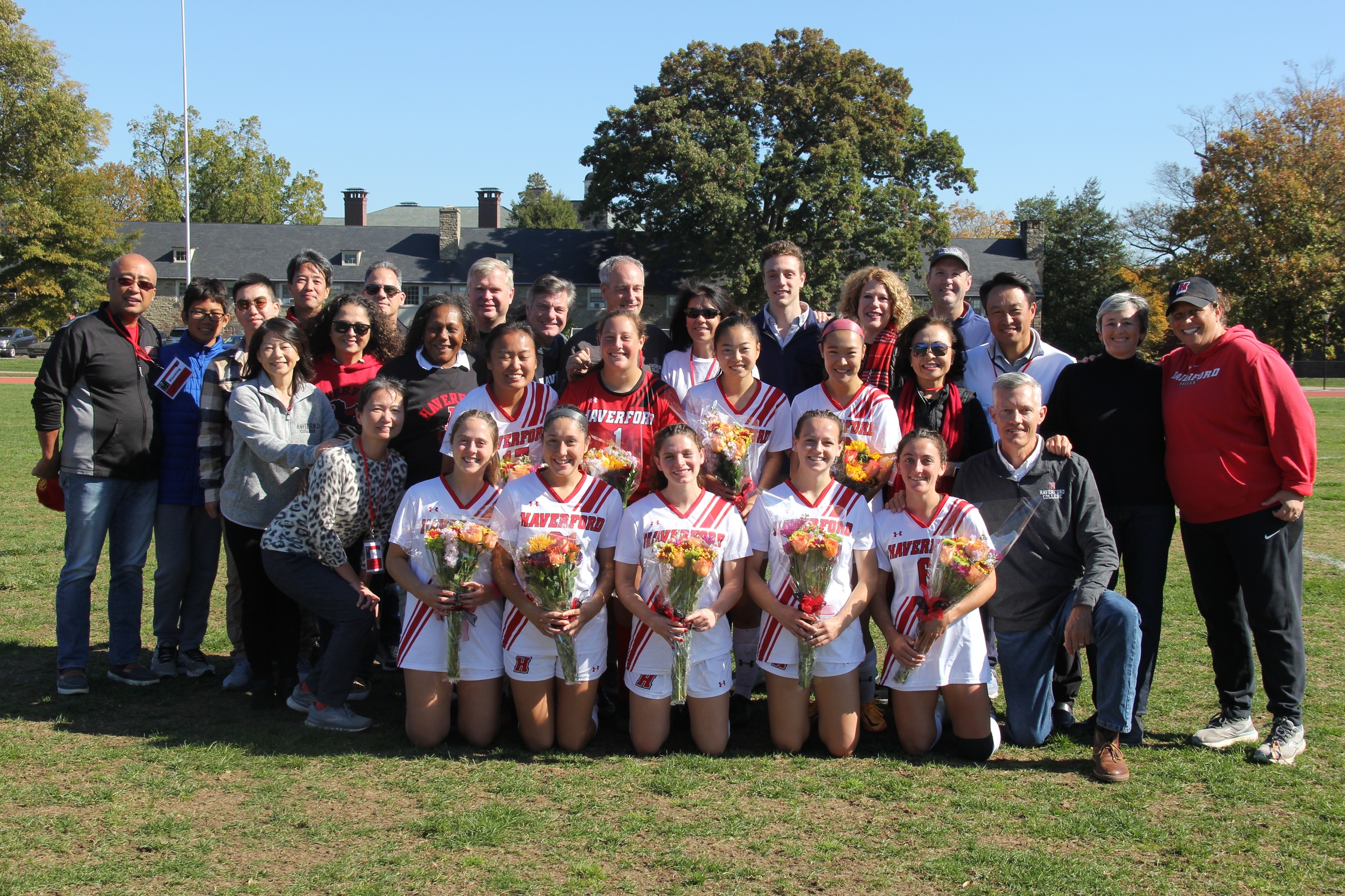 Women's Soccer Honors Nine Seniors Prior to Matchup with Gettysburg