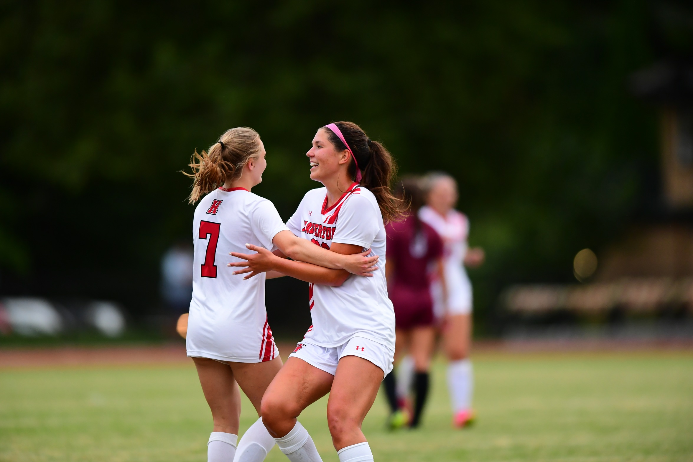 Olivia D'Aulerio (left) and Sarah Klink (right)