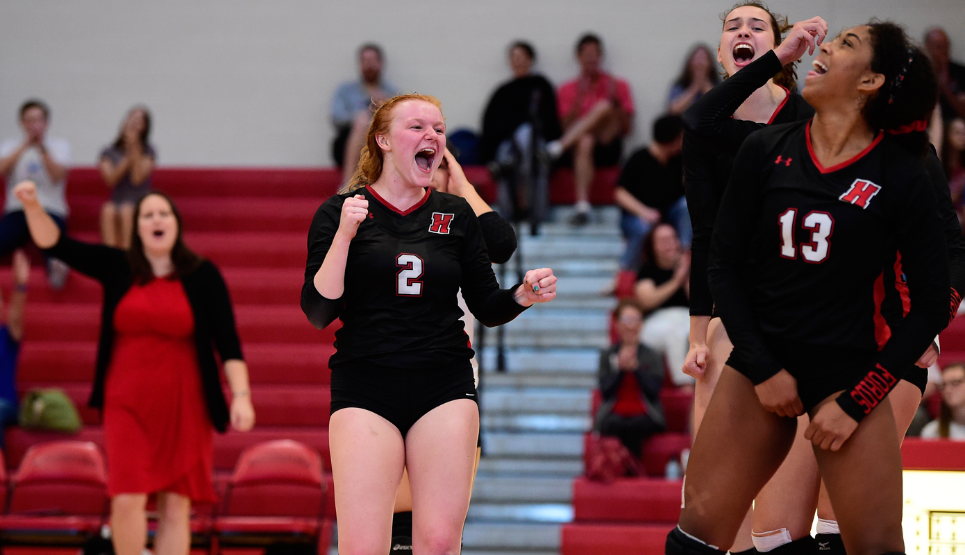 Volleyball Improves to 6-0 With Pair of Friday Night Victories
