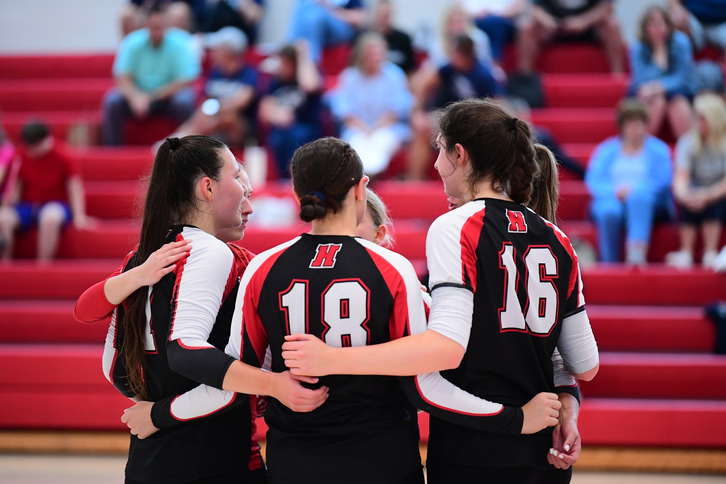 Volleyball Defeated by Gettysburg in CC First Round, 3-1